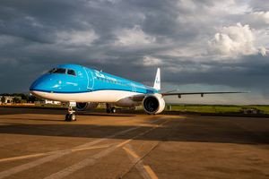 KLM stellt Embraer E195-E2 längere Zeit in Twente ab